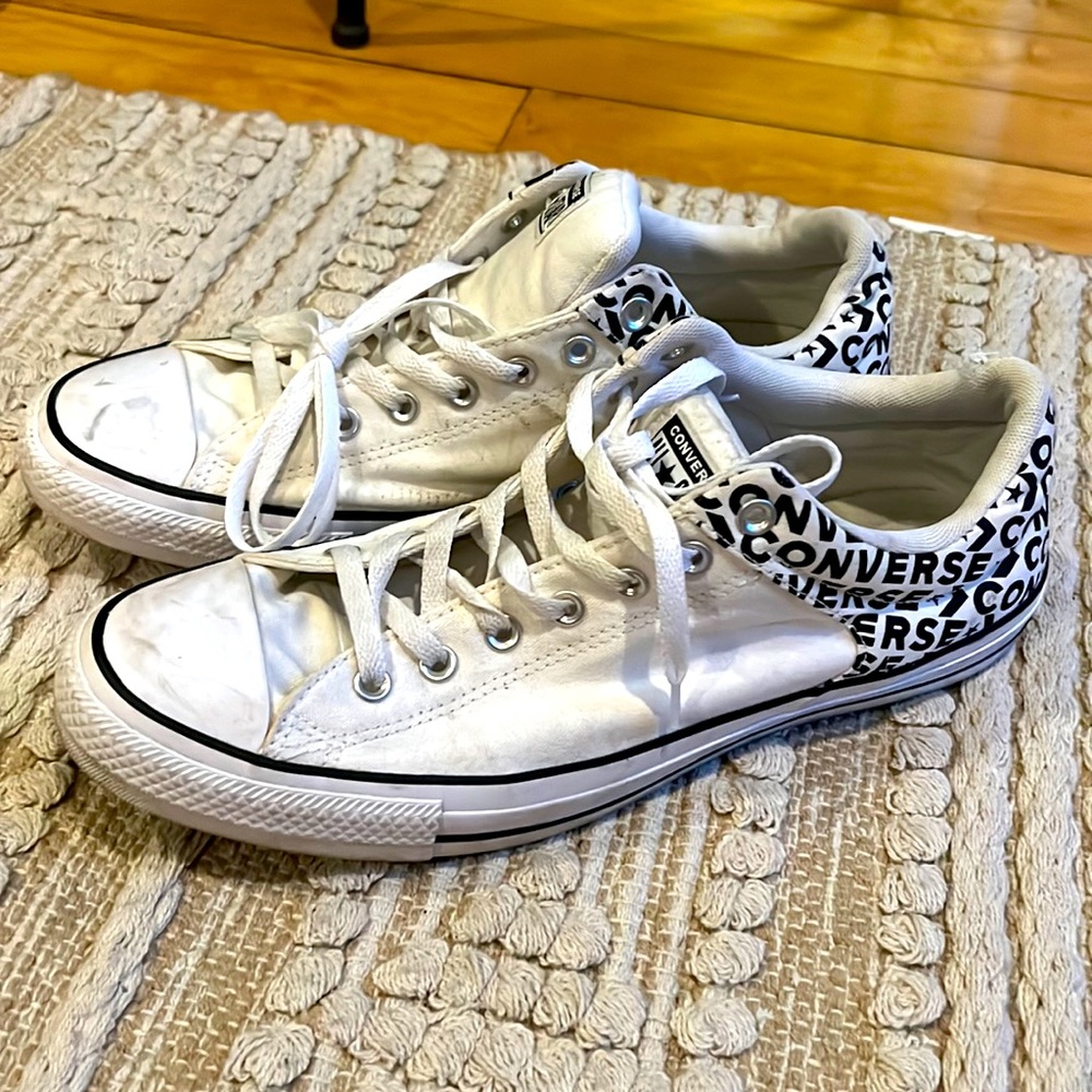 Men’s White Converse